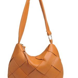 Urban Expressions  Mira Crossbody Tan